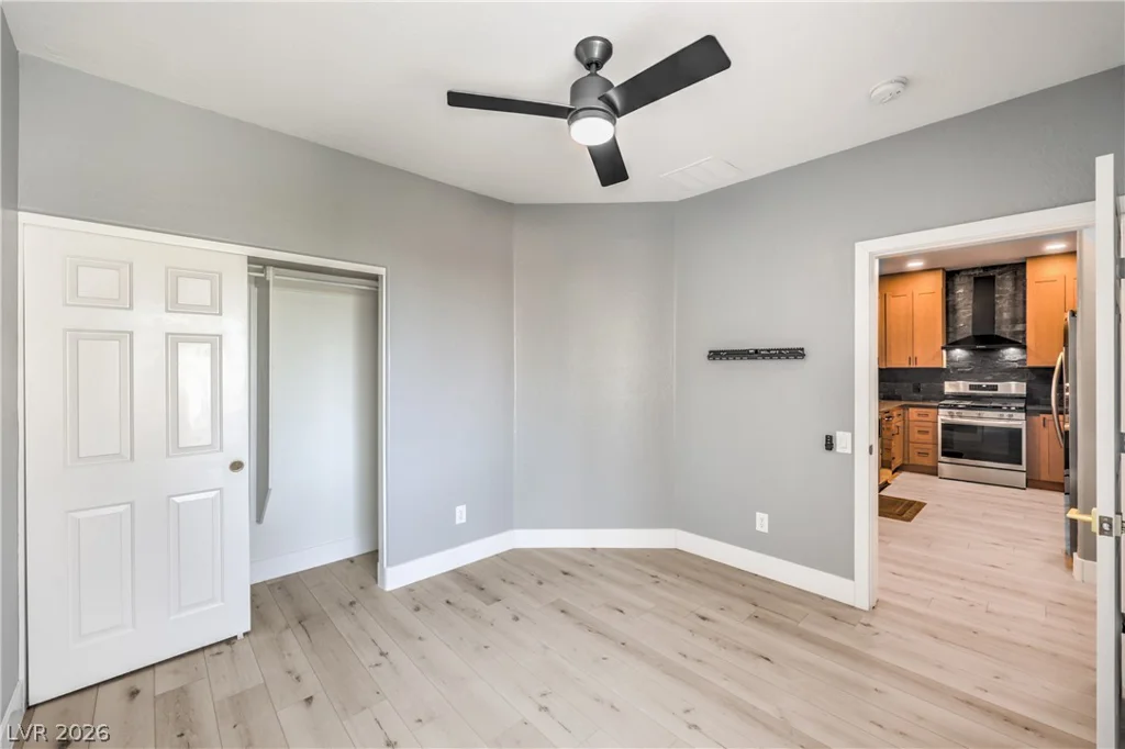 8324 Charleston, Las Vegas, NV 89117