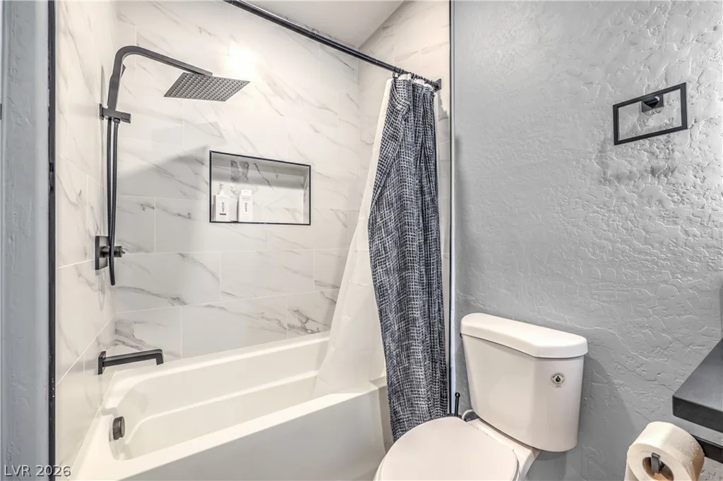 8324 Charleston, Las Vegas, NV 89117