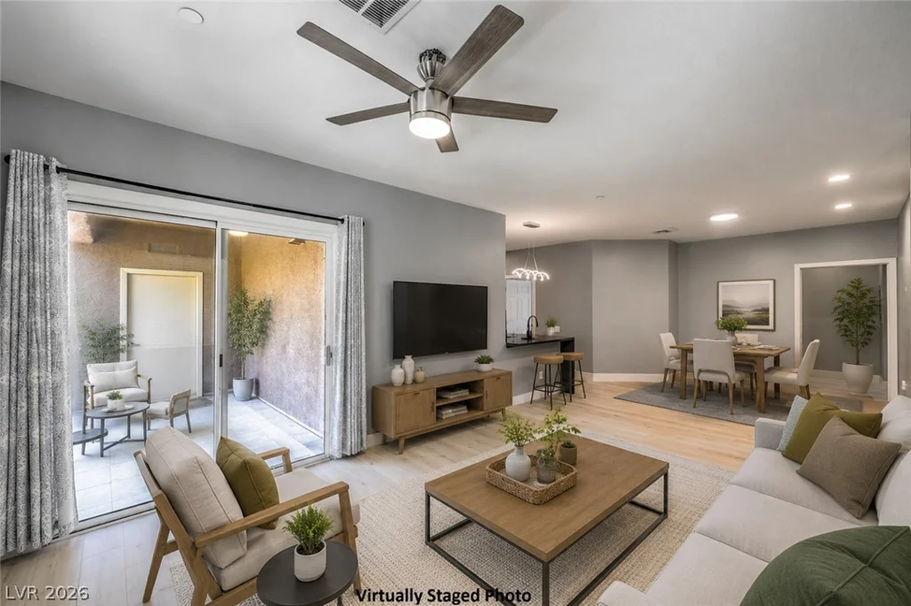 8324 Charleston, Las Vegas, NV 89117