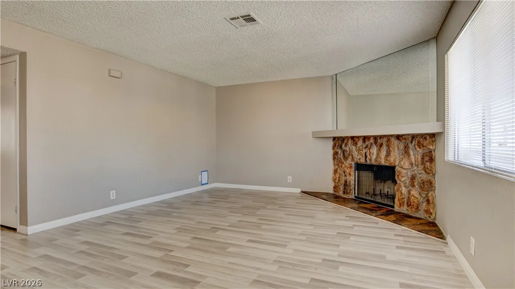 1332 Pinto Rock, Las Vegas, NV 89128