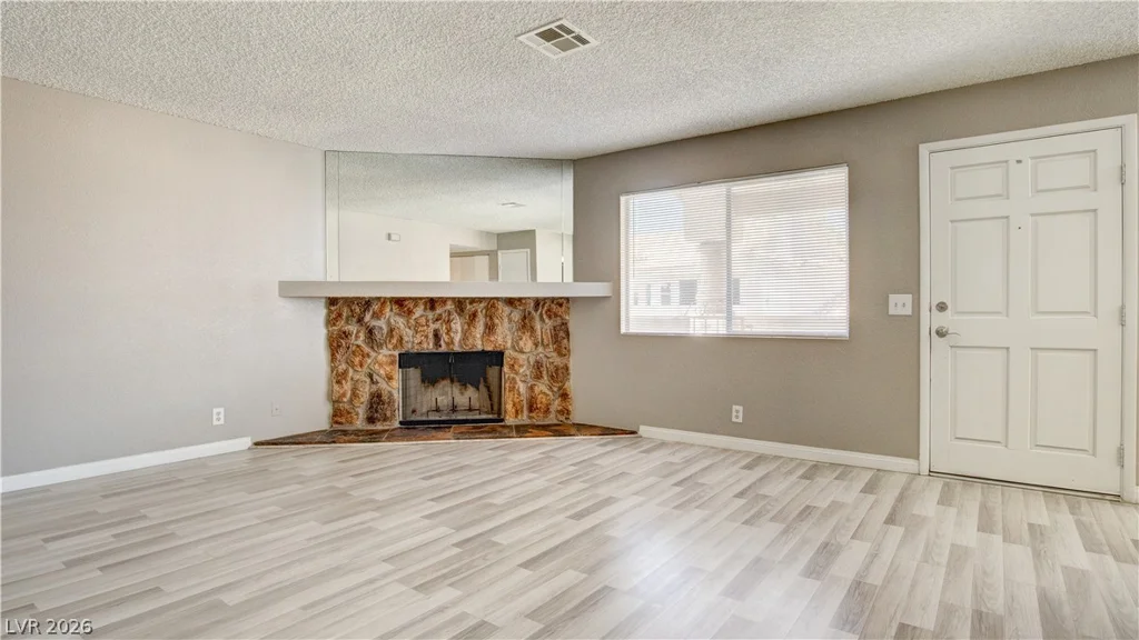 1332 Pinto Rock, Las Vegas, NV 89128