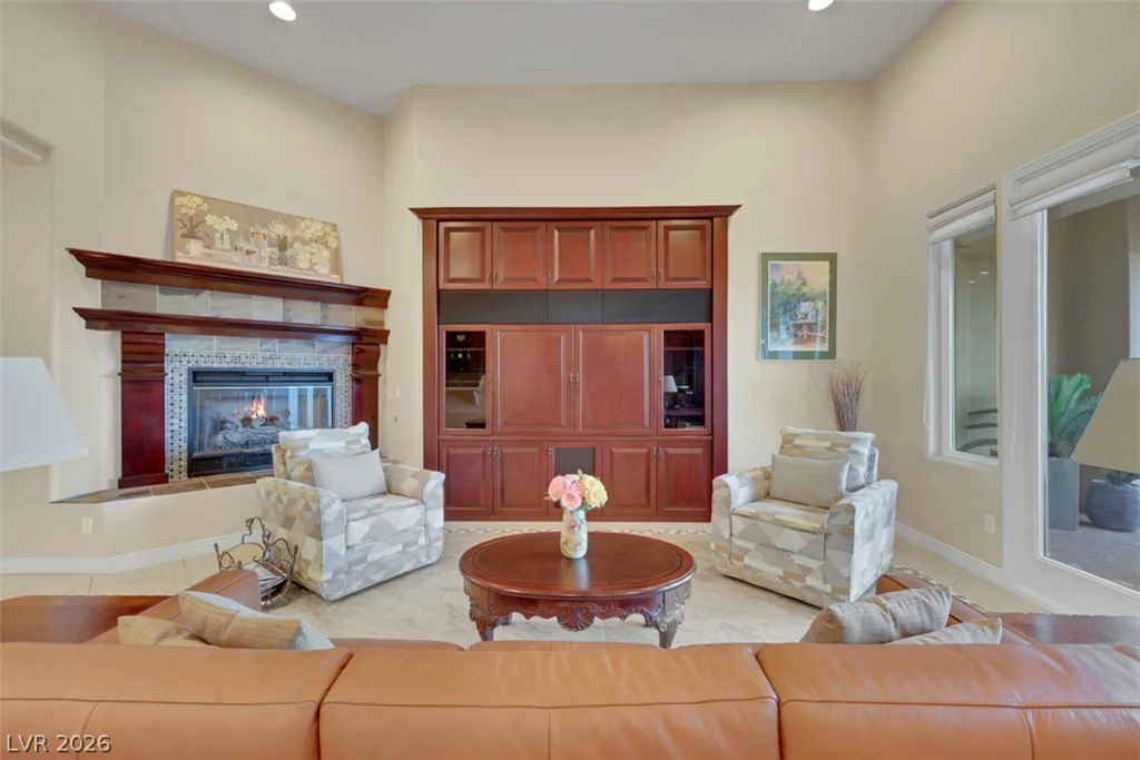 15 Avenida Fiori, Henderson, NV 89011