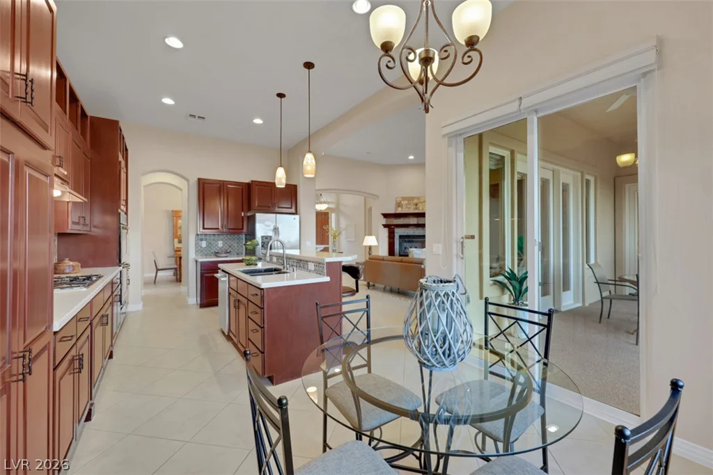15 Avenida Fiori, Henderson, NV 89011