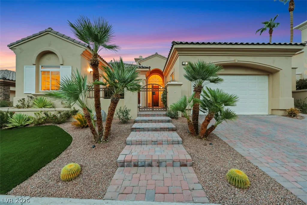 15 Avenida Fiori, Henderson, NV 89011