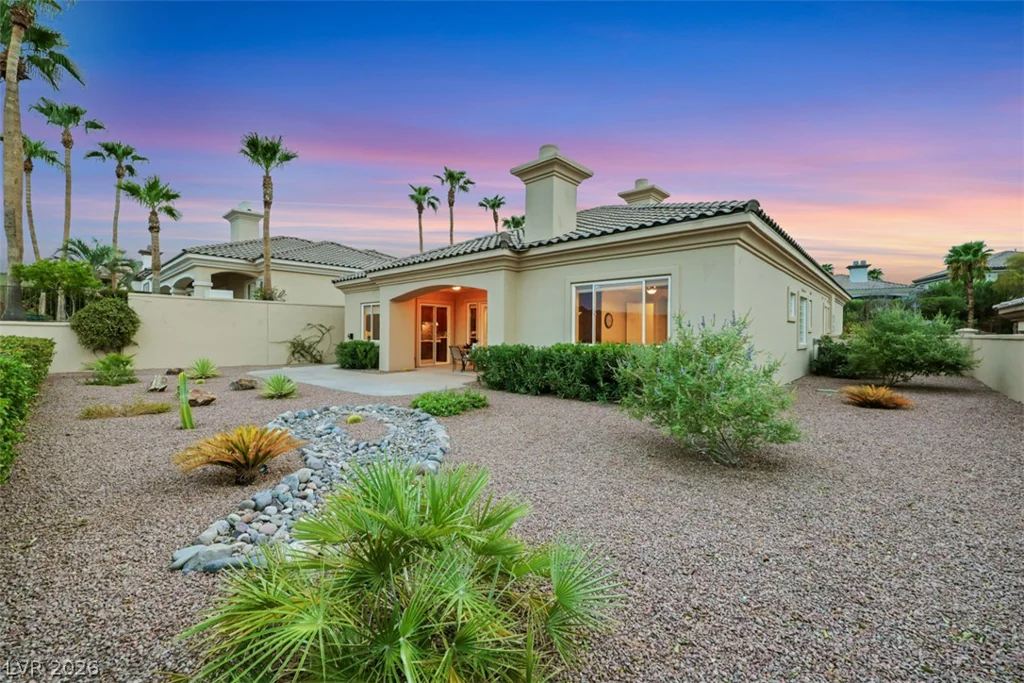 15 Avenida Fiori, Henderson, NV 89011