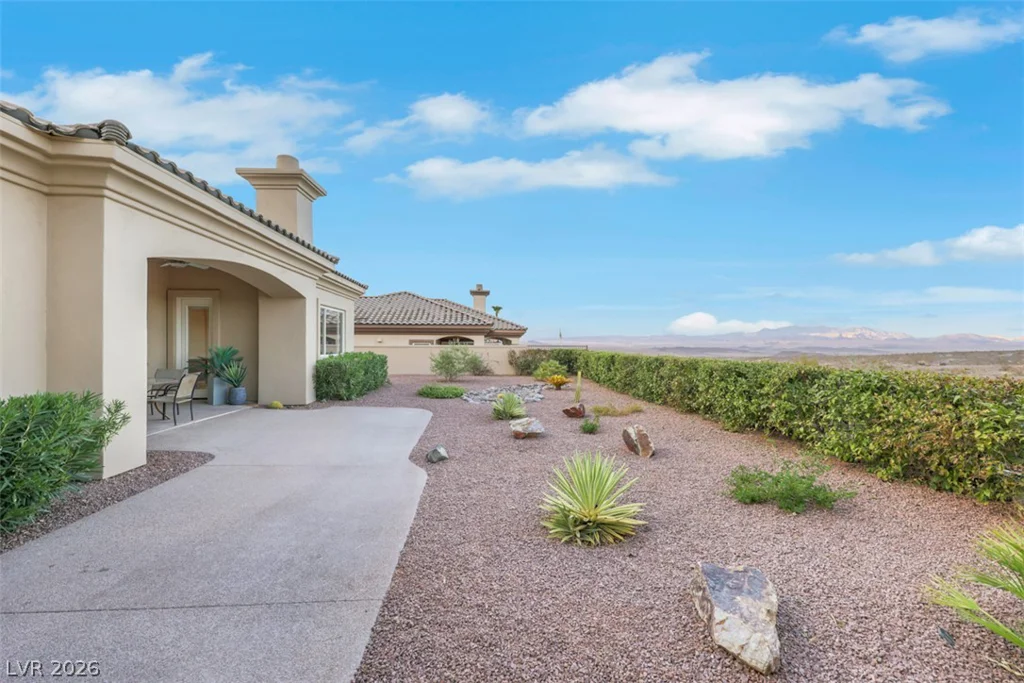 15 Avenida Fiori, Henderson, NV 89011