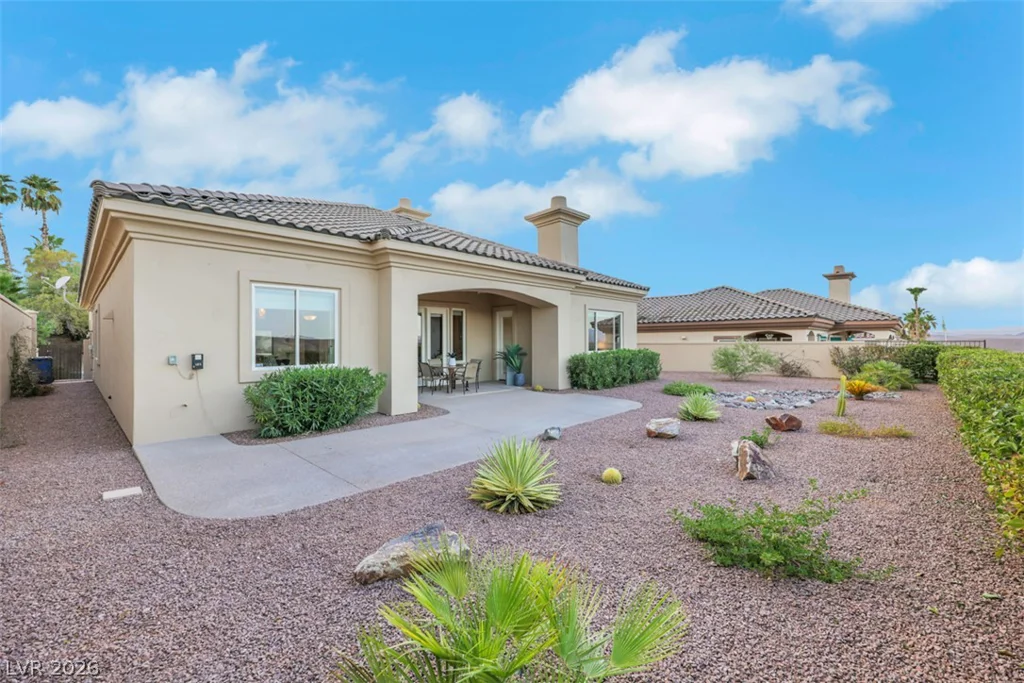 15 Avenida Fiori, Henderson, NV 89011