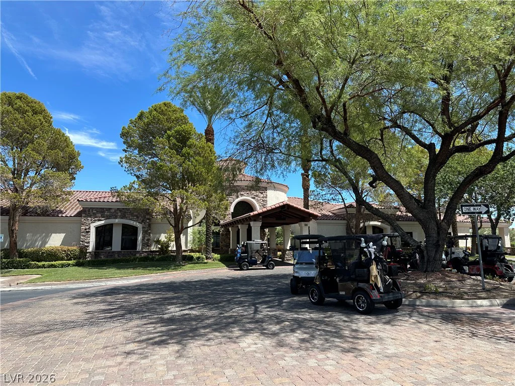 15 Avenida Fiori, Henderson, NV 89011