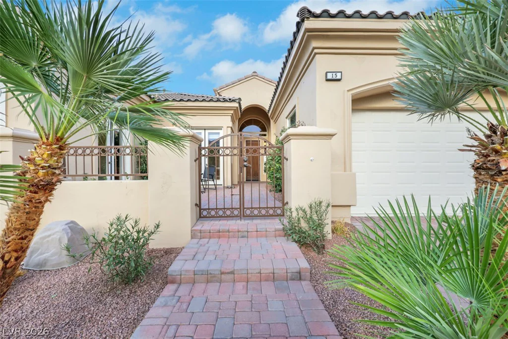 15 Avenida Fiori, Henderson, NV 89011