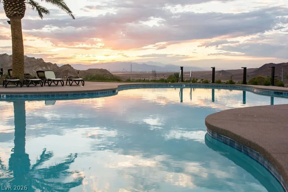 15 Avenida Fiori, Henderson, NV 89011