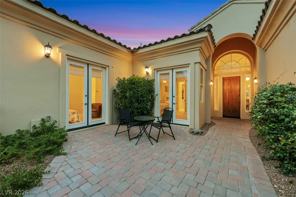 15 Avenida Fiori, Henderson, NV 89011