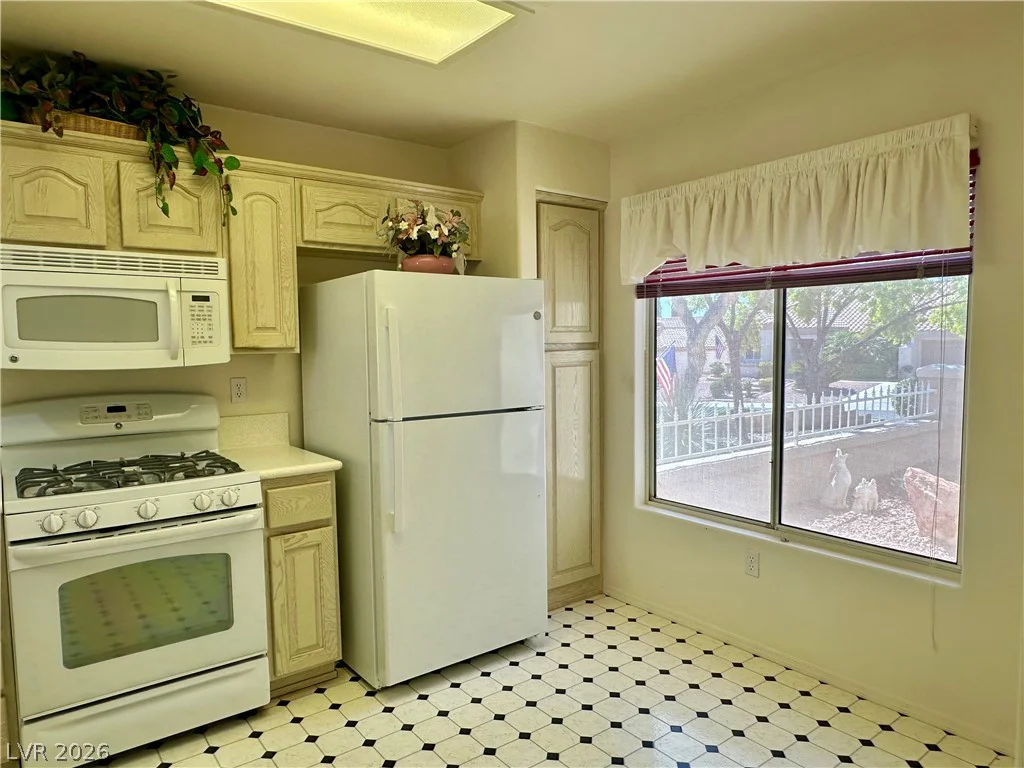 10016 Heyfield, Las Vegas, NV 89134