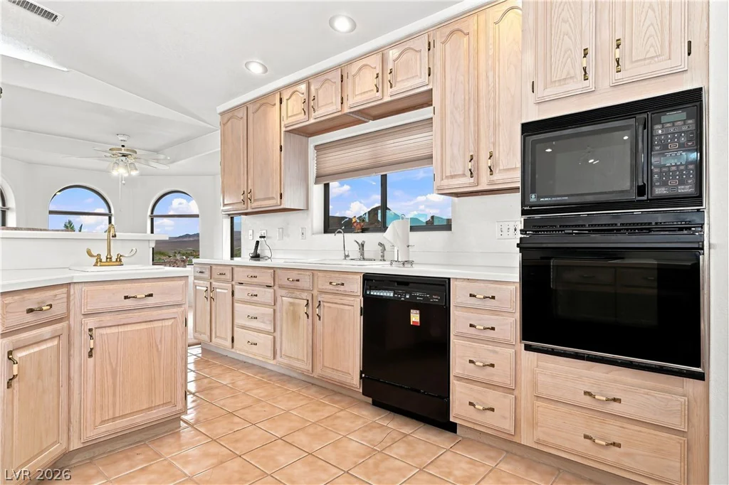 1068 Calico Ridge, Henderson, NV 89011