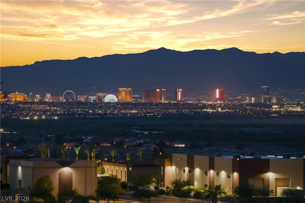 1068 Calico Ridge, Henderson, NV 89011