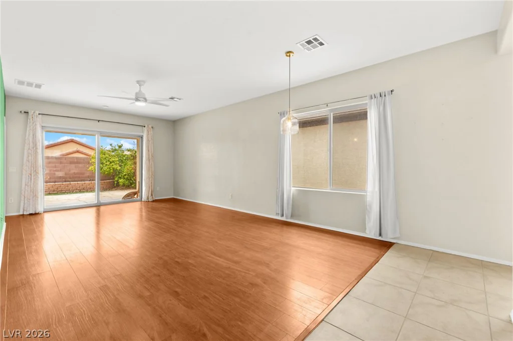 6059 Wheat Penny, Las Vegas, NV 89122