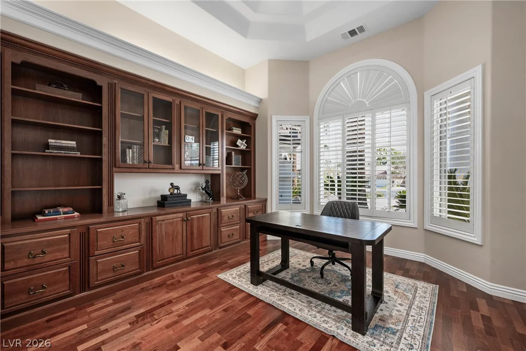 7440 Oak Grove, Las Vegas, NV 89117