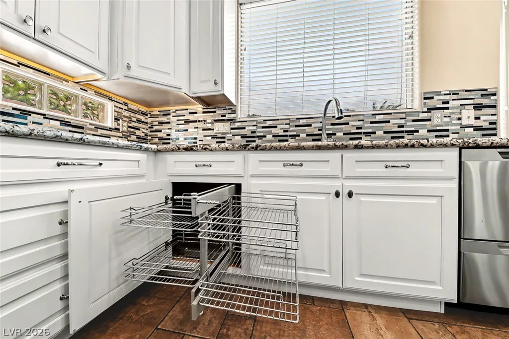 2306 Schaeffer Hills, Henderson, NV 89052