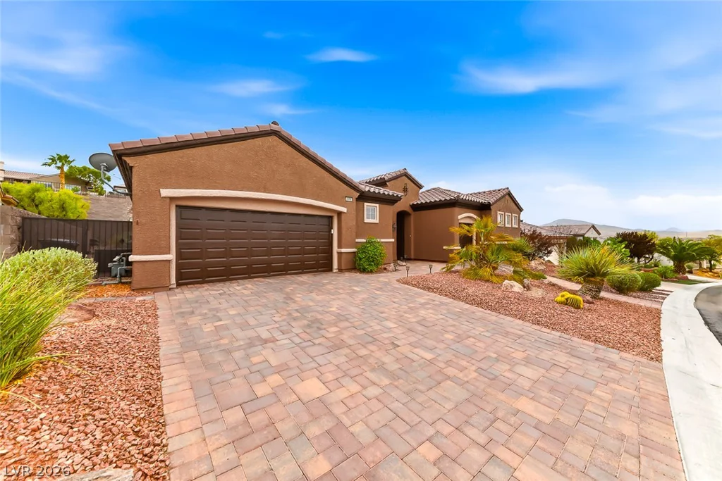 2306 Schaeffer Hills, Henderson, NV 89052