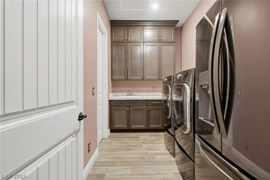 8535 Longmire, Las Vegas, NV 89143