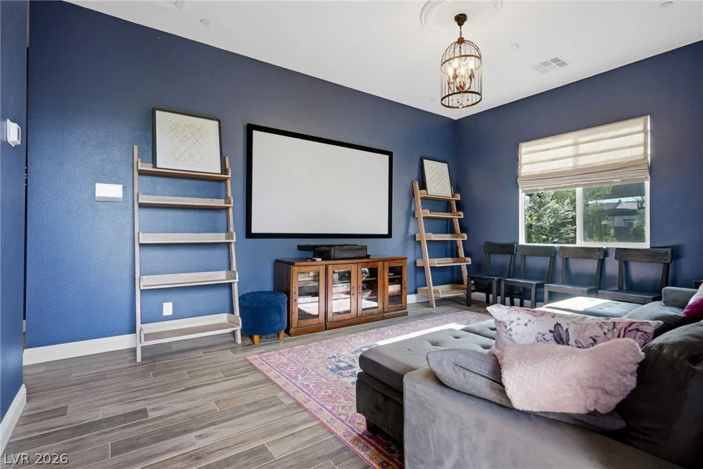 8535 Longmire, Las Vegas, NV 89143