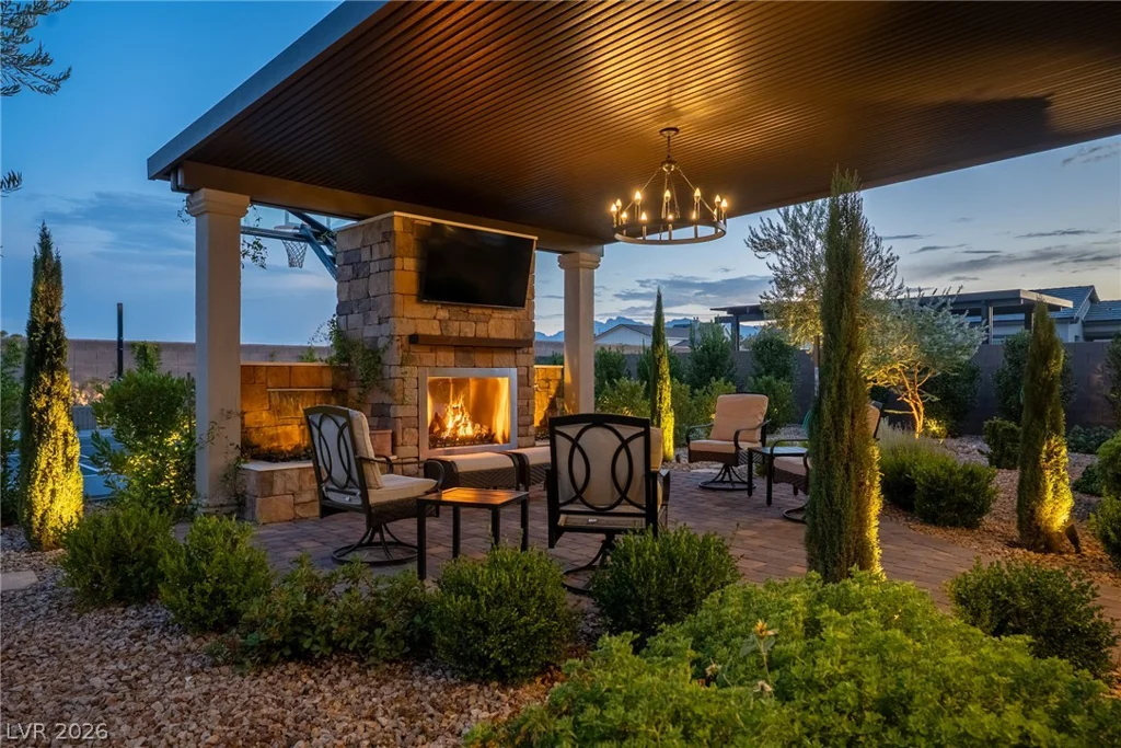 8535 Longmire, Las Vegas, NV 89143