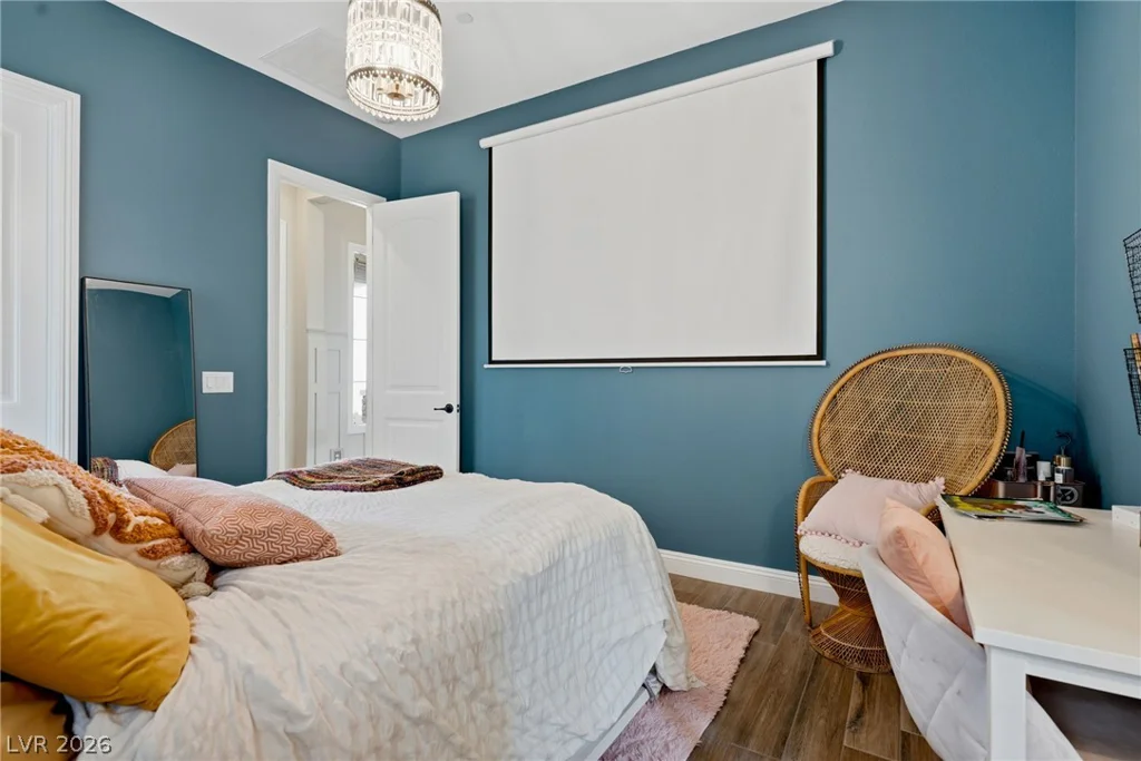 8535 Longmire, Las Vegas, NV 89143