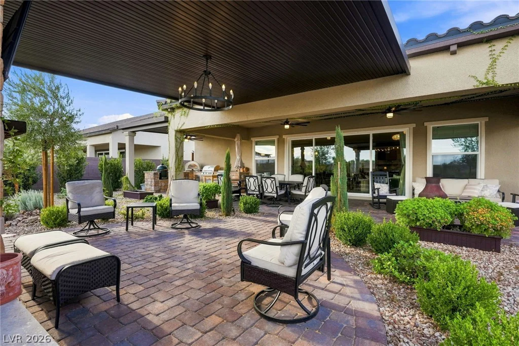 8535 Longmire, Las Vegas, NV 89143