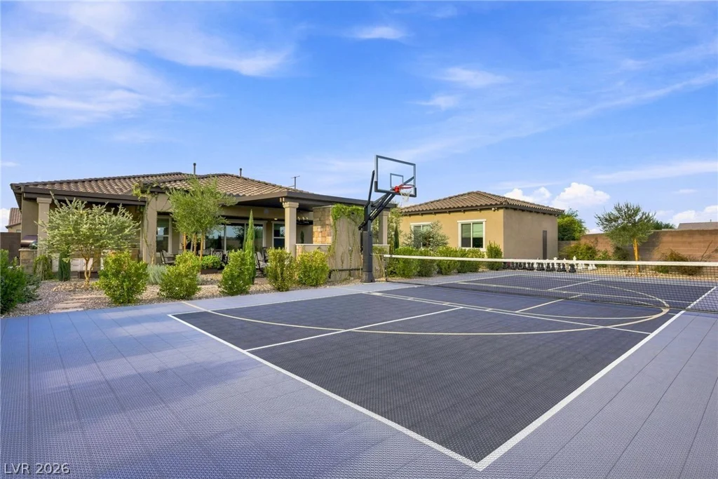 8535 Longmire, Las Vegas, NV 89143