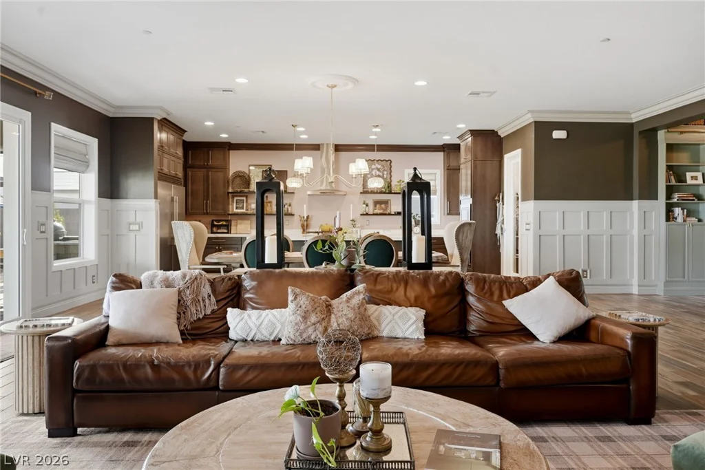 8535 Longmire, Las Vegas, NV 89143
