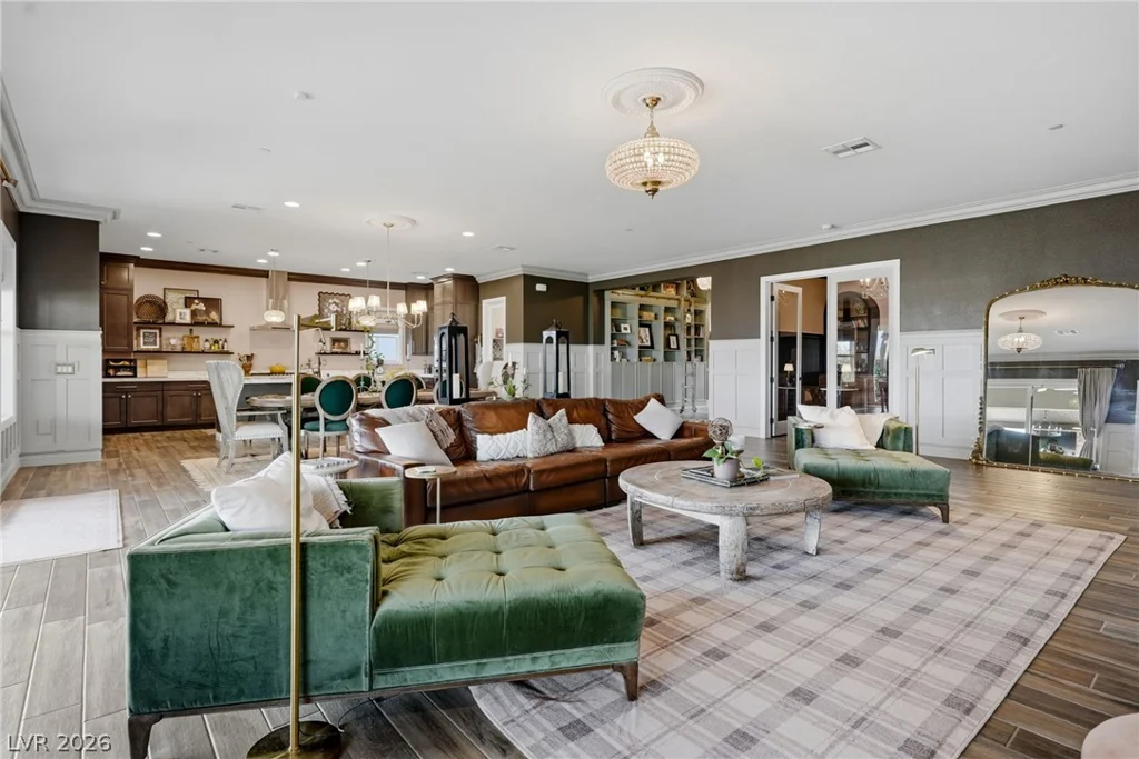8535 Longmire, Las Vegas, NV 89143