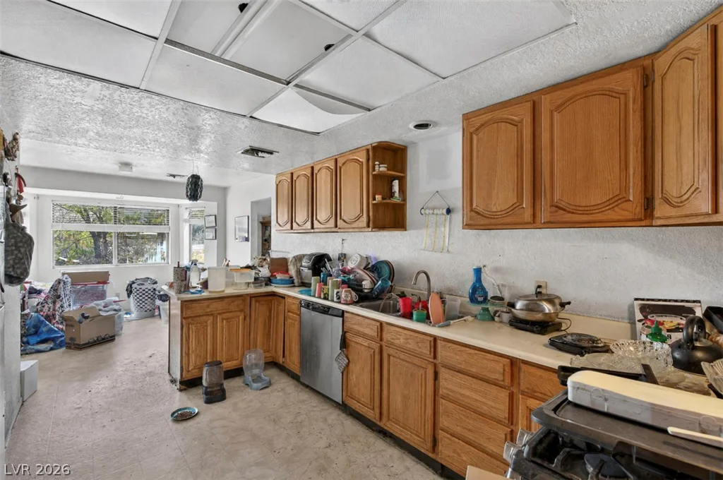 8075 Sally, Las Vegas, NV 89166