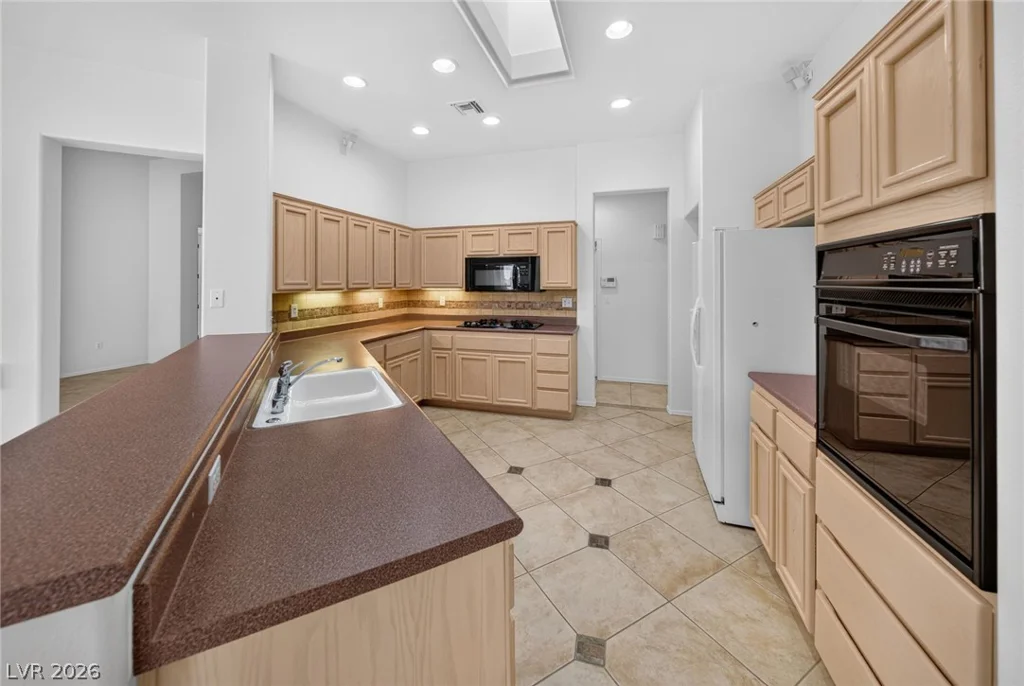 10408 Button Willow, Las Vegas, NV 89134