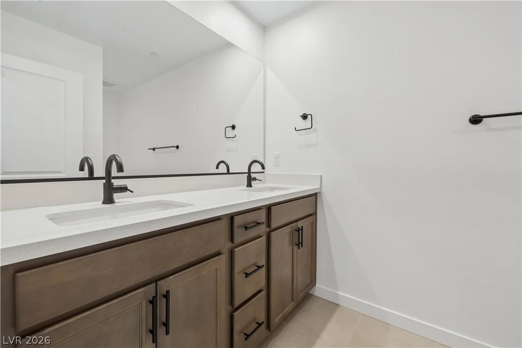 4285 Park Edge, Las Vegas, NV 89141