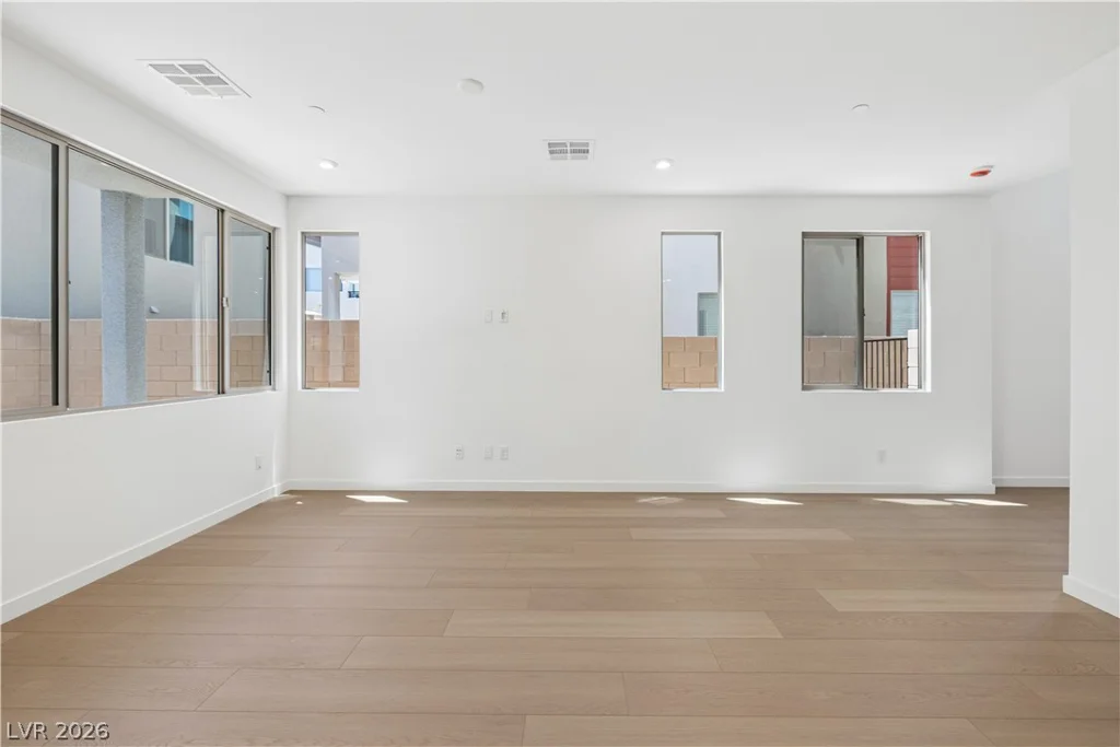 4285 Park Edge, Las Vegas, NV 89141
