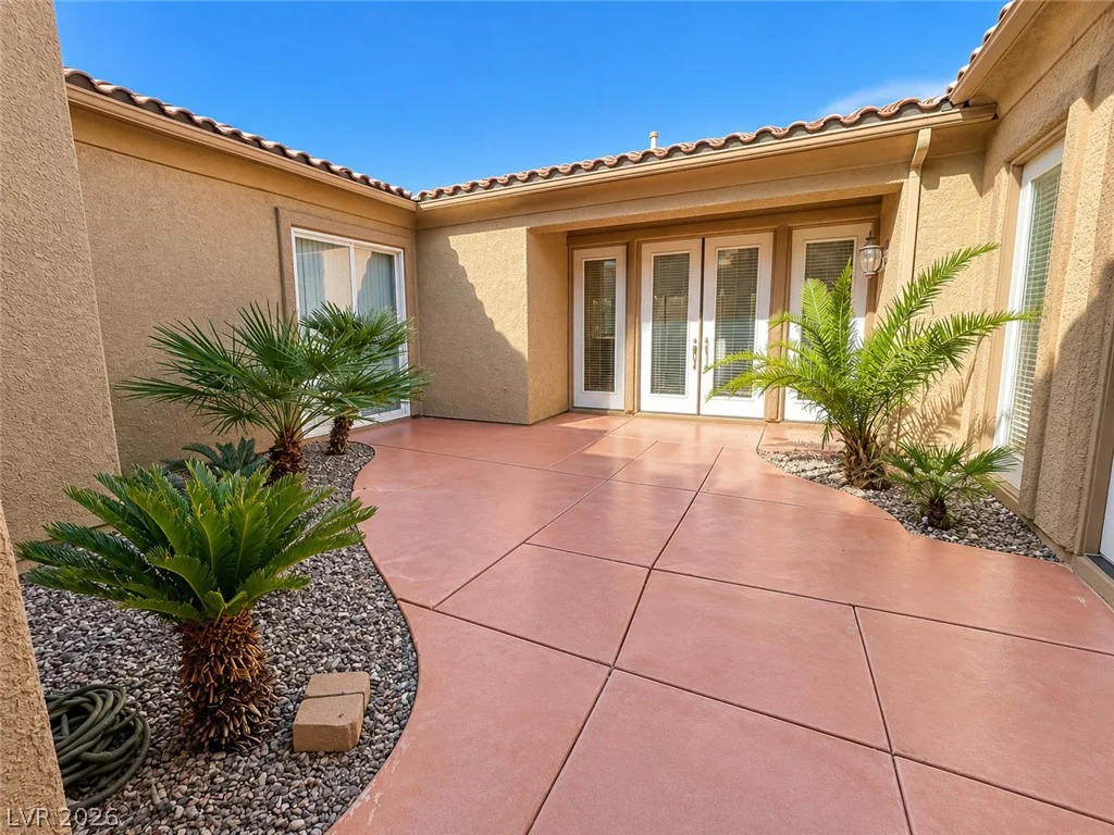 7883 Carson Creek, Las Vegas, NV 89113