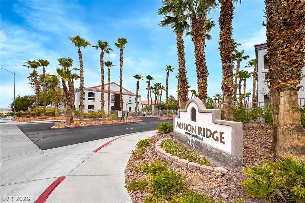 700 Carnegie, Henderson, NV 89052