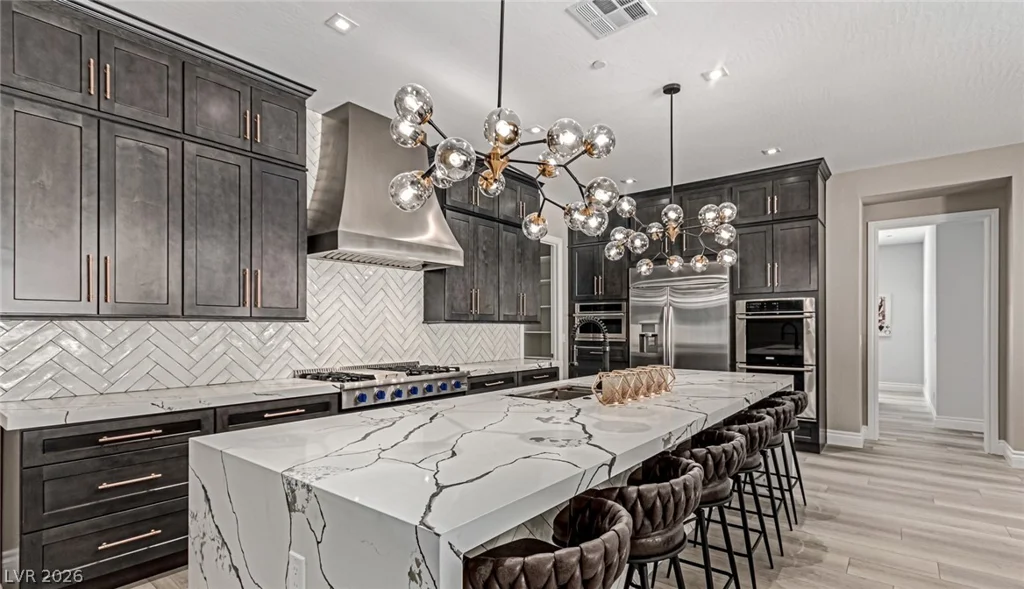 2669 Pioneer Estates, Las Vegas, NV 89117