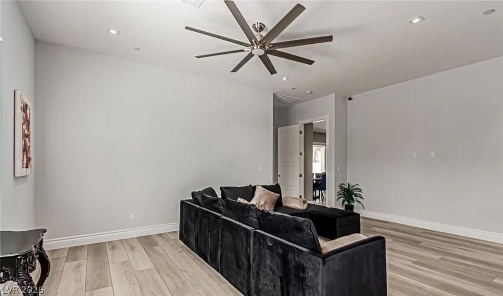 2669 Pioneer Estates, Las Vegas, NV 89117