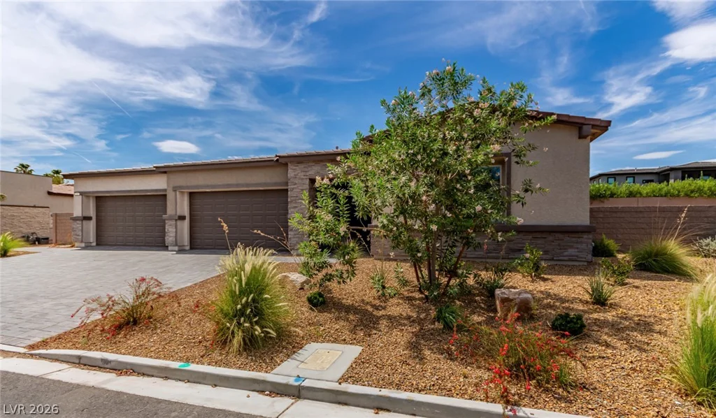 2669 Pioneer Estates, Las Vegas, NV 89117
