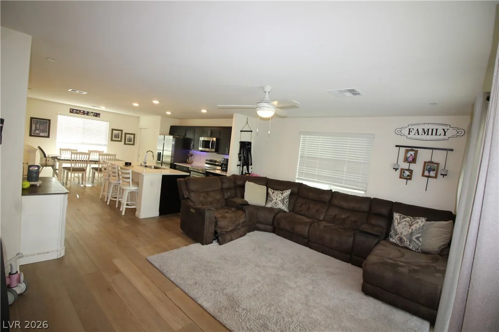 6852 Prairie Pearl, Las Vegas, NV 89148