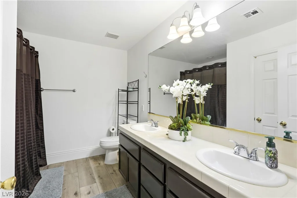 8820 Buffalo Cloud, Las Vegas, NV 89143