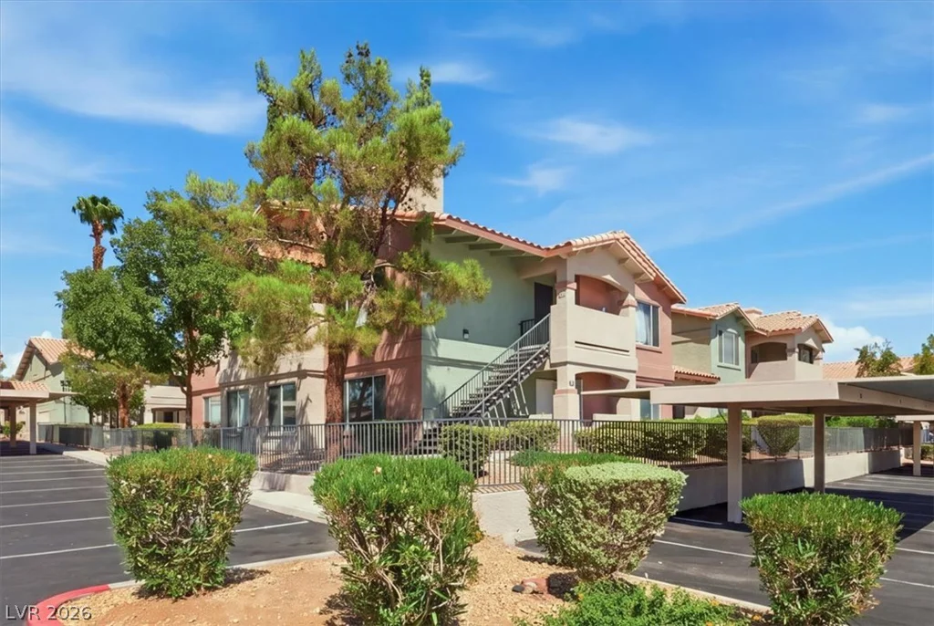 8450 Alta, Las Vegas, NV 89145