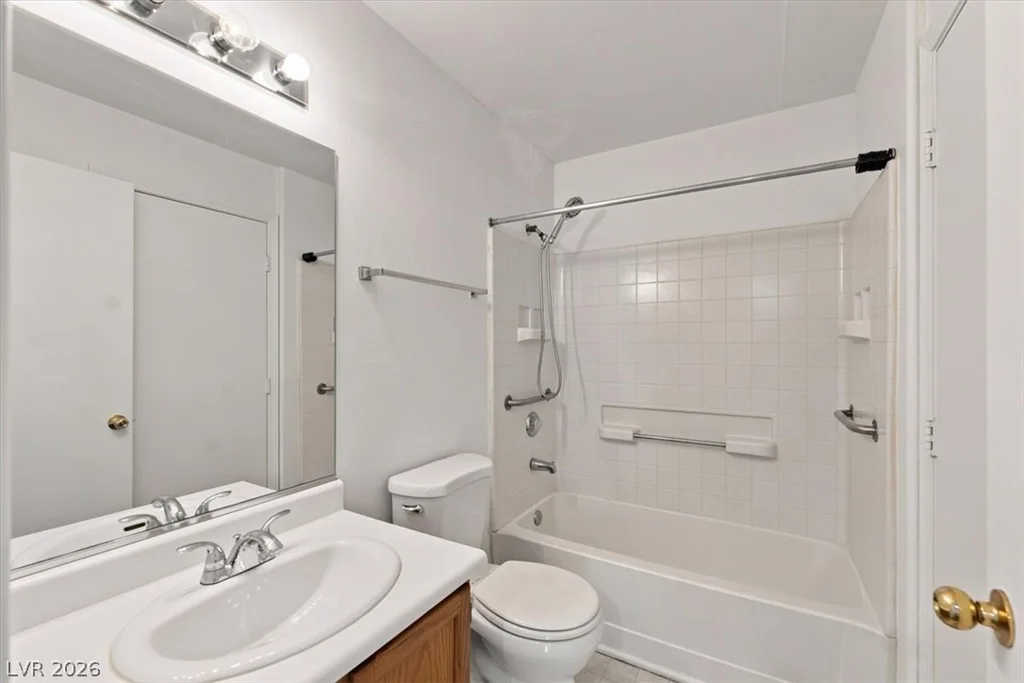 8450 Alta, Las Vegas, NV 89145