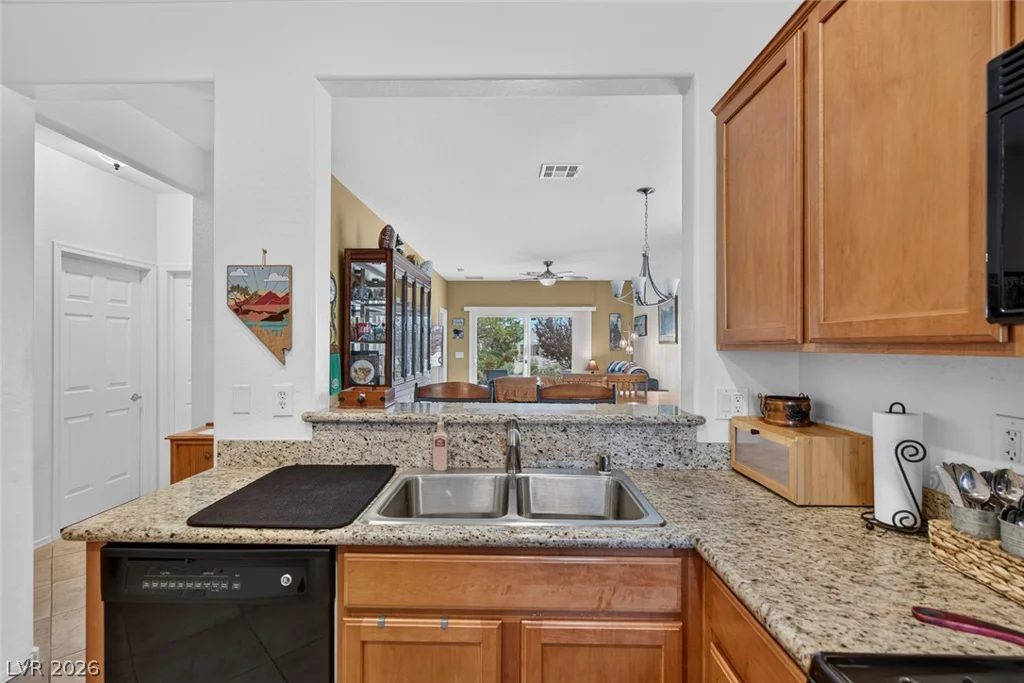 7820 Pine Warbler, North Las Vegas, NV 89084