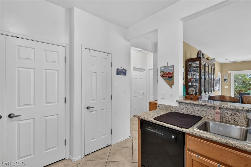 7820 Pine Warbler, North Las Vegas, NV 89084