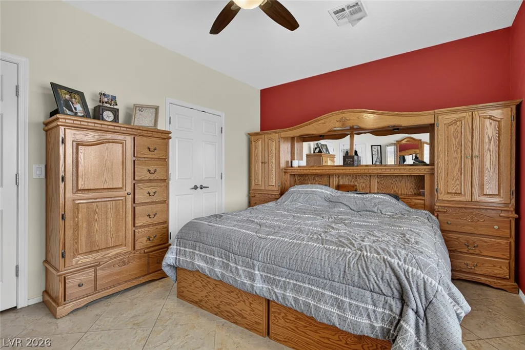 7820 Pine Warbler, North Las Vegas, NV 89084
