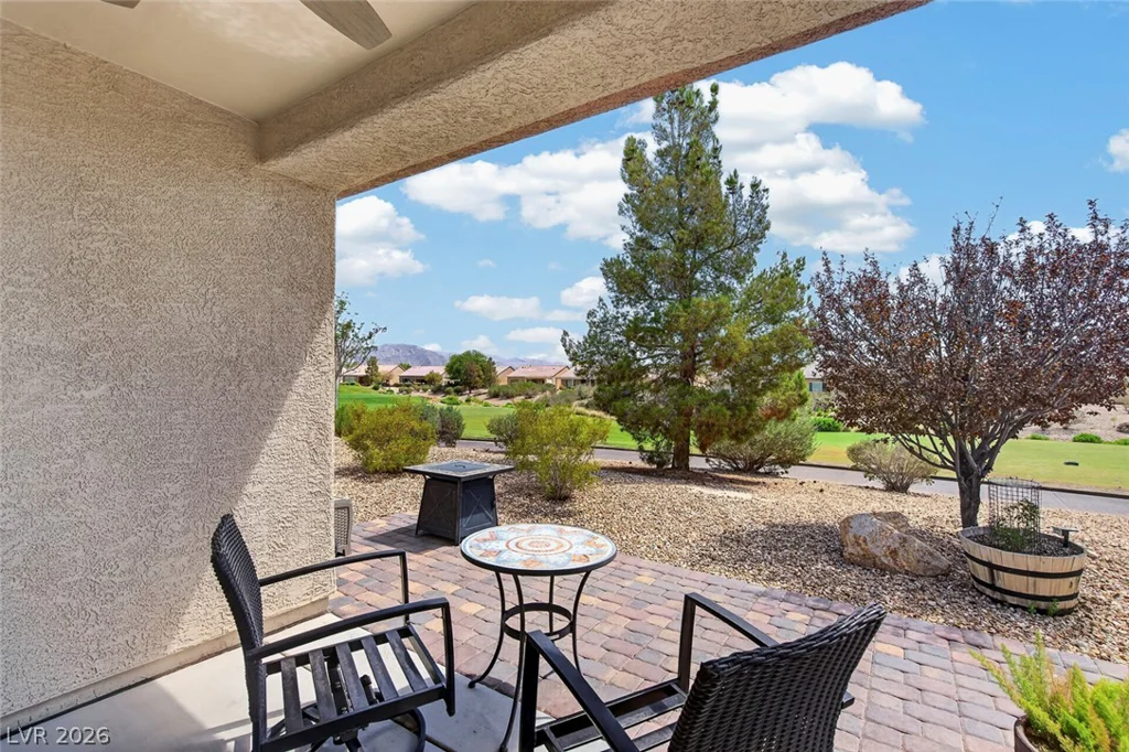 7820 Pine Warbler, North Las Vegas, NV 89084