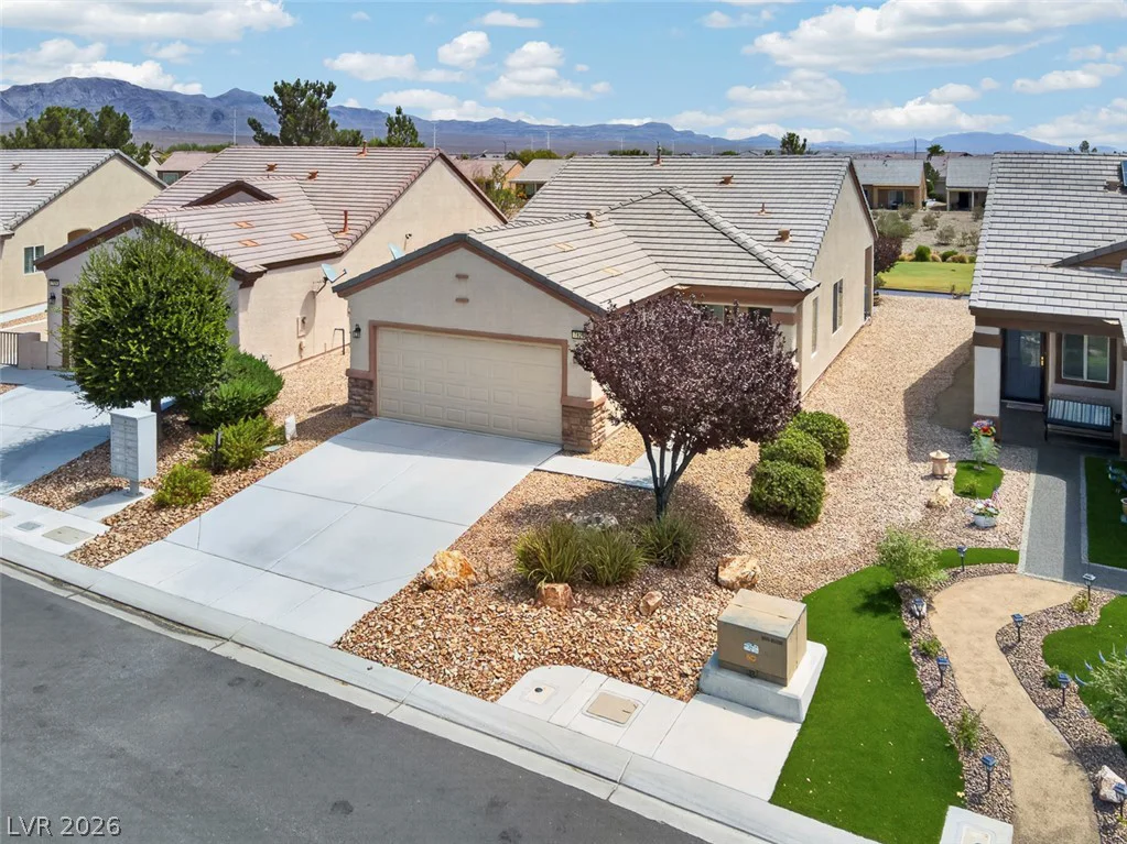 7820 Pine Warbler, North Las Vegas, NV 89084