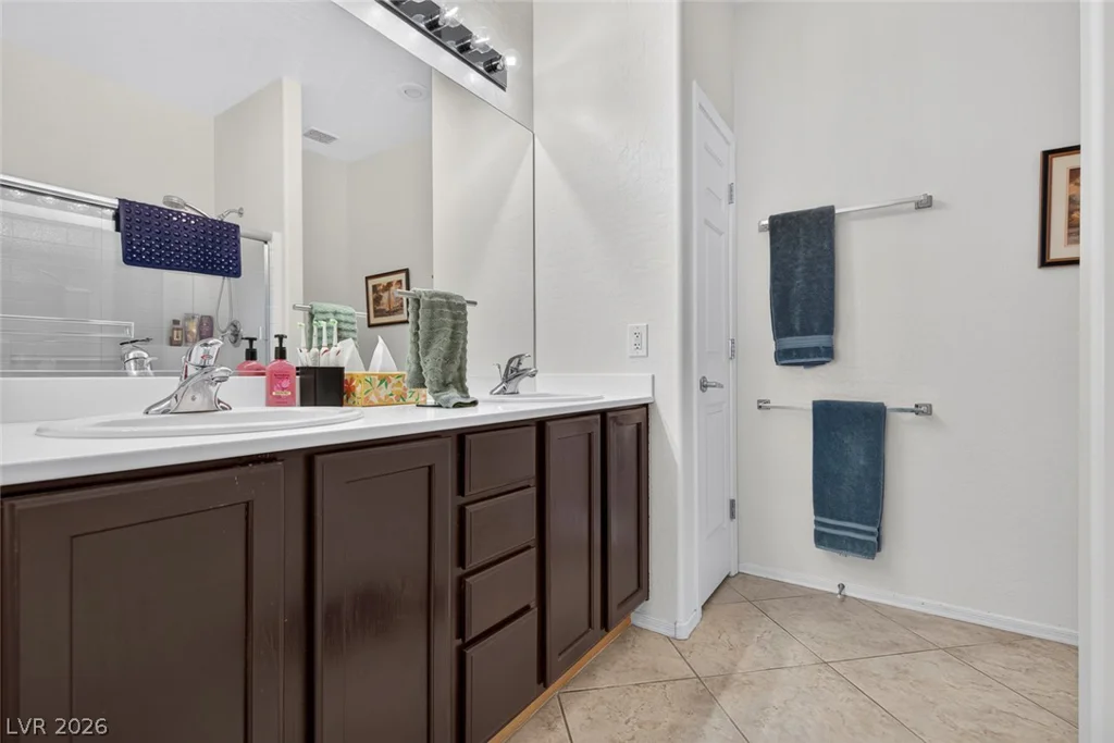 7820 Pine Warbler, North Las Vegas, NV 89084
