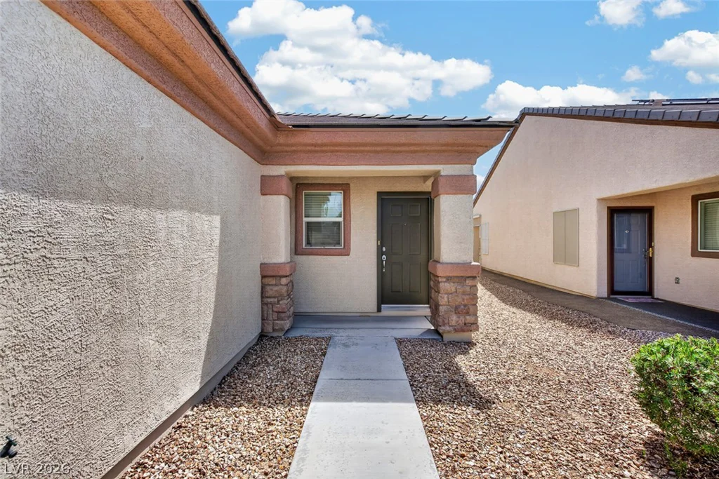 7820 Pine Warbler, North Las Vegas, NV 89084